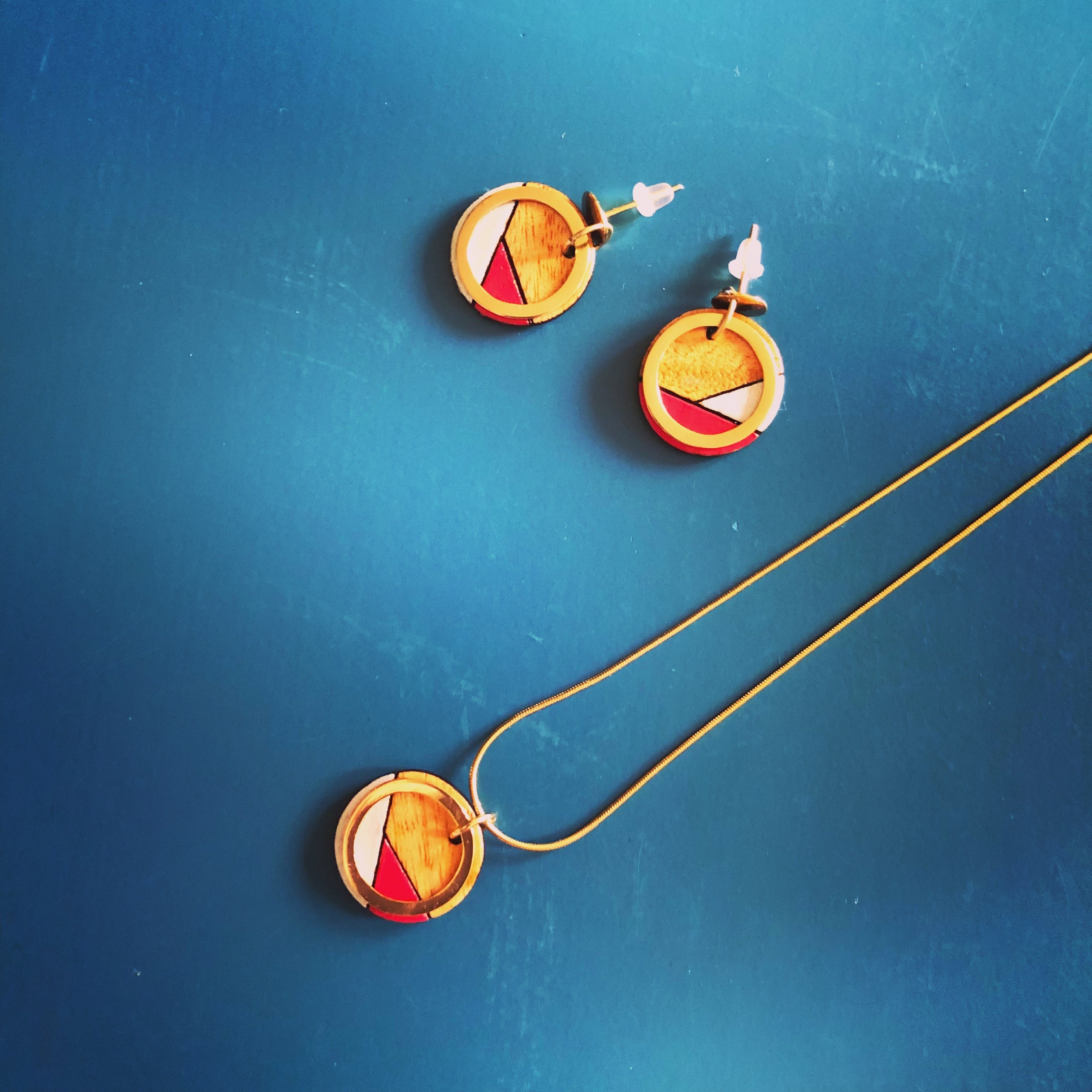 Conture Recycled Wood Gold Chain Necklace (4 Colours available)