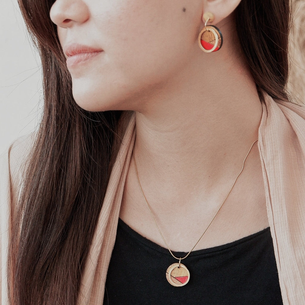 Conture Recycled Wood Gold Chain Necklace (4 Colours available)